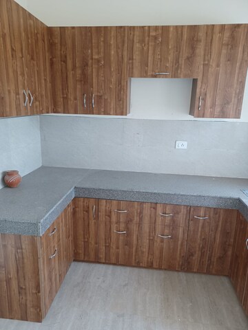 Furnished Amenities in 3 BHK Builder Floor at Lavender Floors, Sector 89 – for Rent