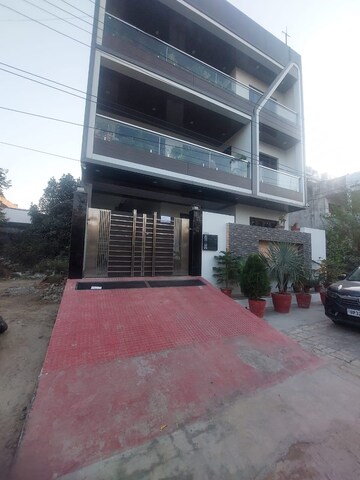 3 BHK Builder Floor For Rent in Gomti Nagar