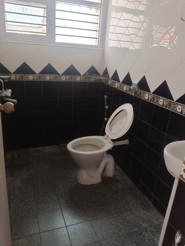 Bathroom in 1 RK Independent House at Ejipura – for Rent