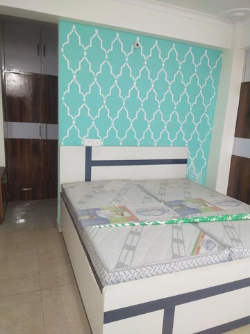 2 BHK Apartment For Rent in Ajnara Le Garden, Sector 16b Greater Noida