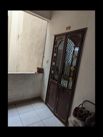 Building Lobby in 1 BHK Apartment at Parshwanath Royal Residency, Chandkheda – for Rent