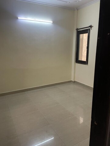 Room in 1 BHK Builder Floor at Freedom Fighters Enclave – for Rent