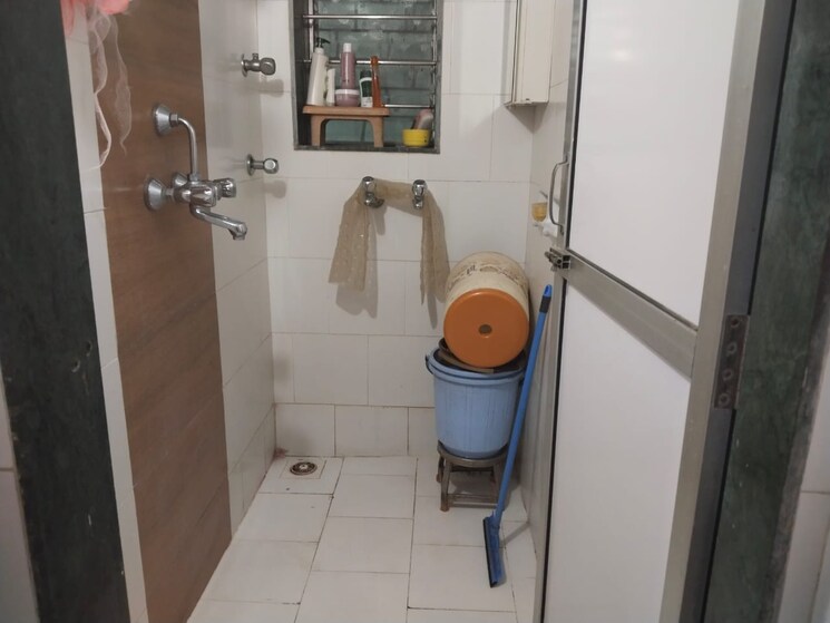 Attached Bathroom, nityanand-baug 2 Bedroom 750 Sq.Ft. Apartment In Chembur Mumbai 8315261