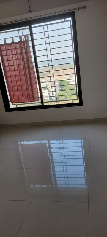 Room in 3 BHK Apartment at Marigold Avenue, Bavdhan – for Rent