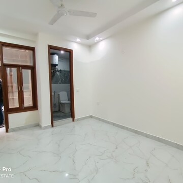Room in 3 BHK Apartment at Palm Residency Chhatarpur, Rajpur Khurd Extension – for Rent