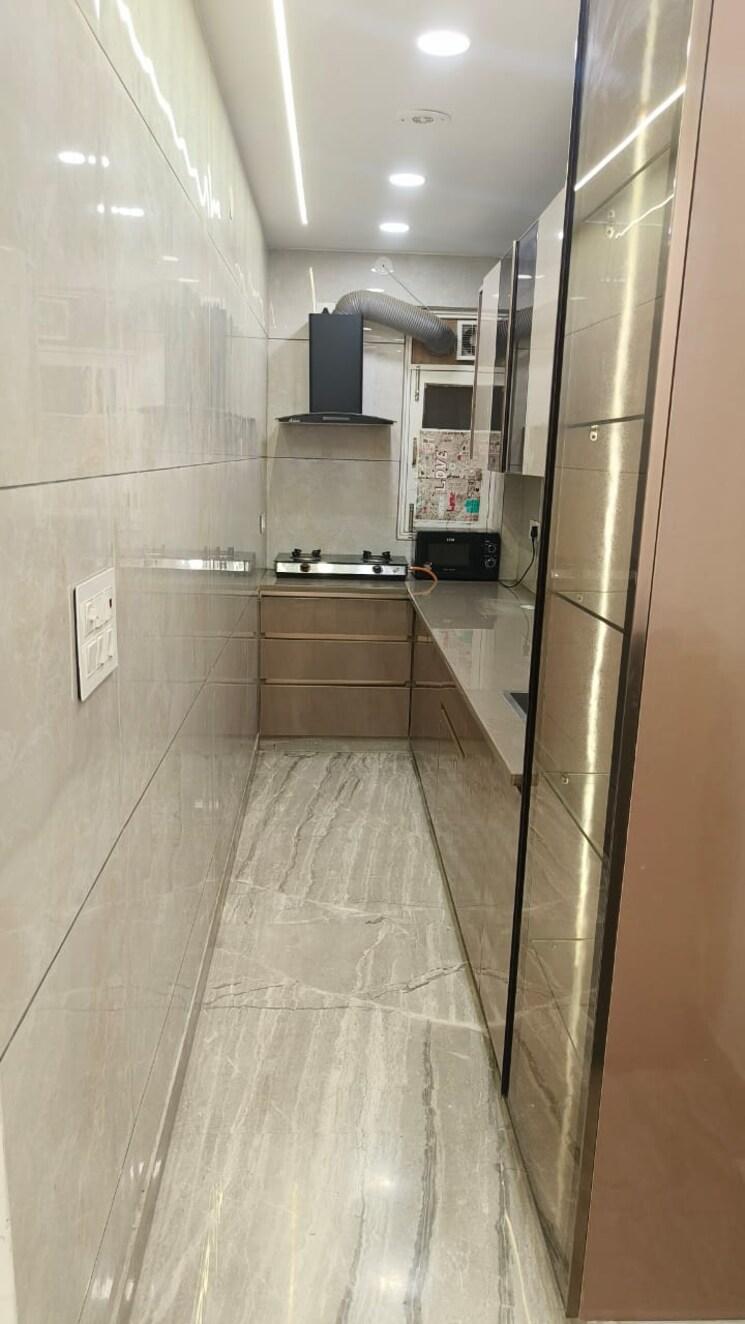 Kitchen, subhash nagar 2 Bedroom 100 Sq.Yd. Builder Floor In Subhash Nagar Delhi 8315310