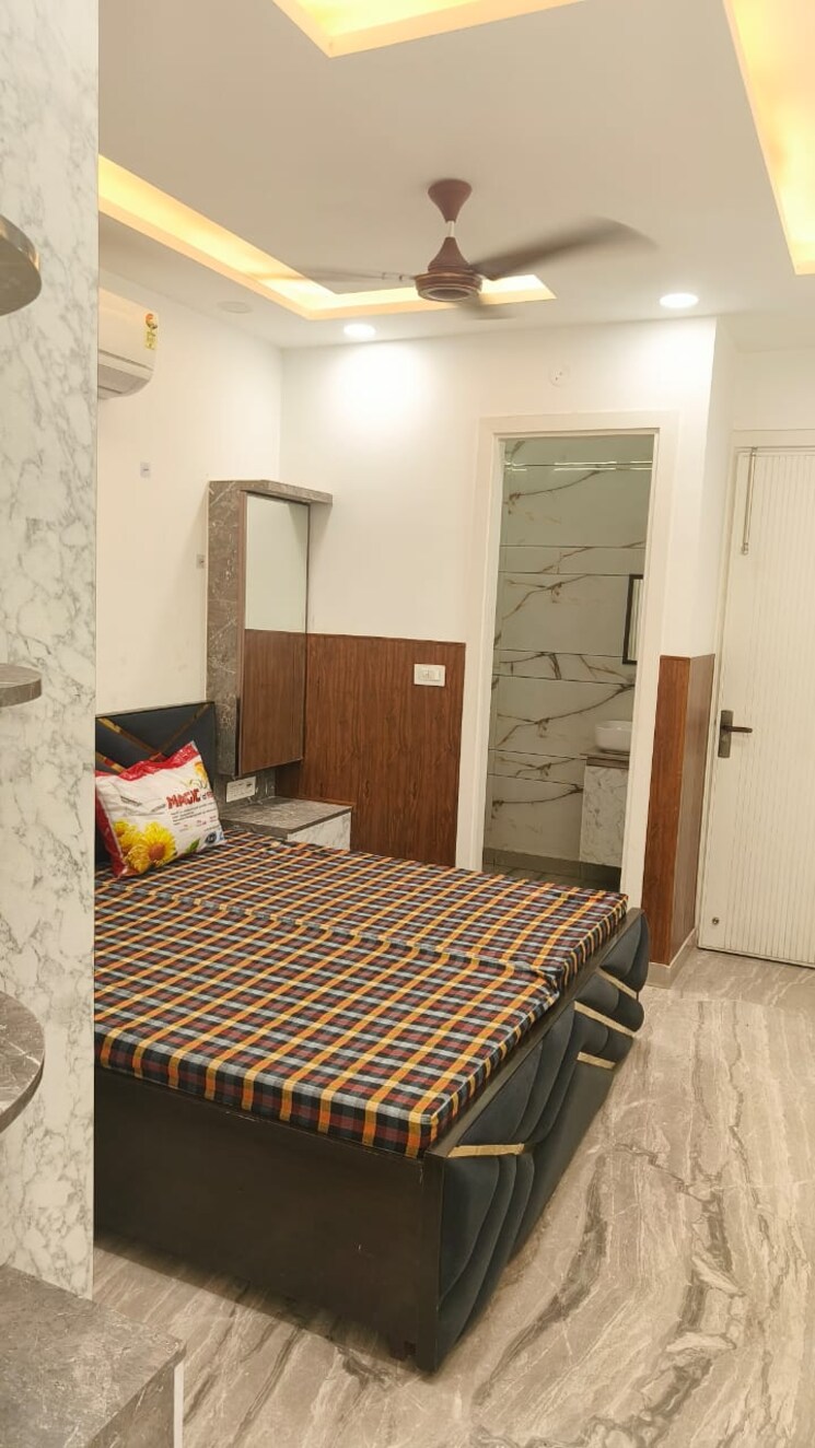 Bedroom, subhash nagar 2 Bedroom 100 Sq.Yd. Builder Floor In Subhash Nagar Delhi 8315310