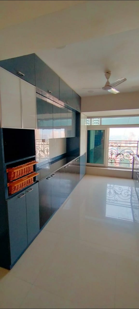 2 BHK Apartment For Sale in Panch Pakhadi