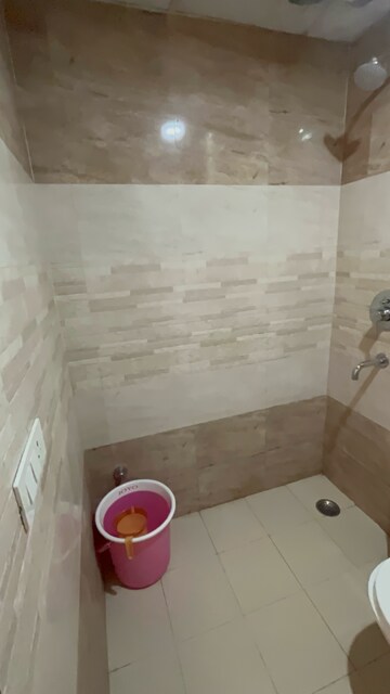 Bathroom in 1 BHK Builder Floor at Sector 24 – for Rent