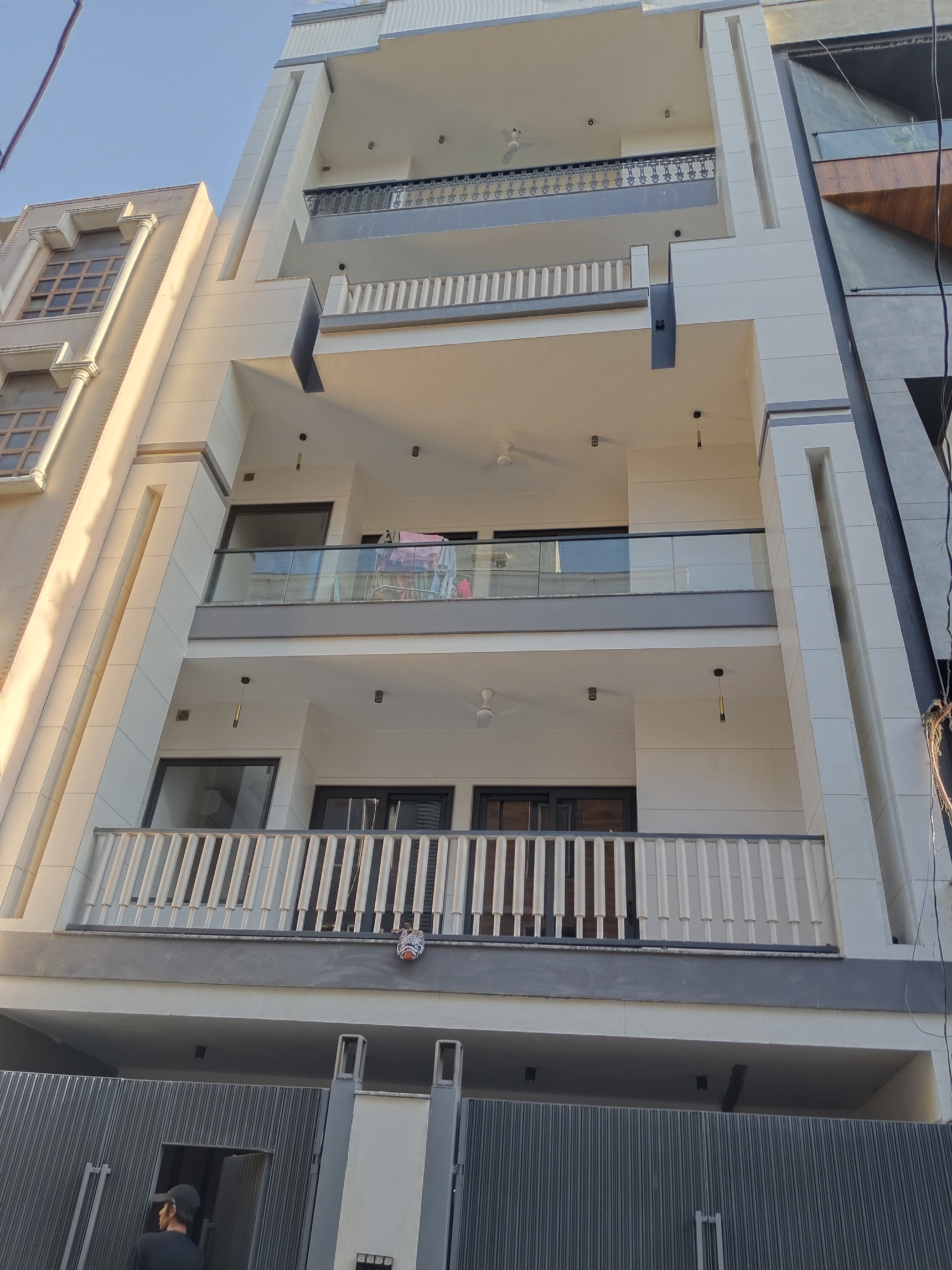 3 BHK + Extra Room Builder Floor For Sale in Paschim Vihar