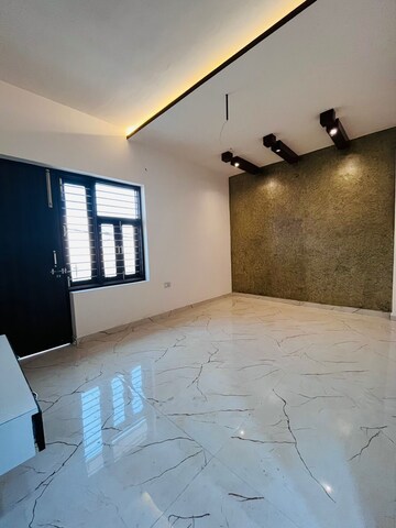 Room in 3 BHK Builder Floor at Madhavpuram – for Sale