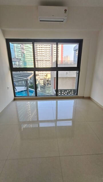 2 BHK Apartment For Rent in Lodha Vista, Lower Parel
