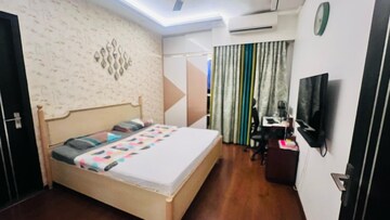 Bedroom in 3.5 BHK Apartment at Microtek Greenburg, Sector 86 – for Rent