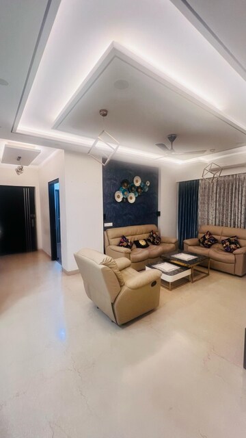 Living Room in 3.5 BHK Apartment at Microtek Greenburg, Sector 86 – for Rent