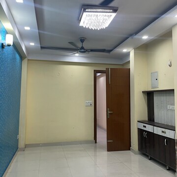 Building Lobby in 3 BHK Builder Floor at Vaishali Sector 4 – for Sale
