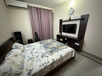 Bedroom in 2.5 BHK Builder Floor at Sector 24 – for Rent