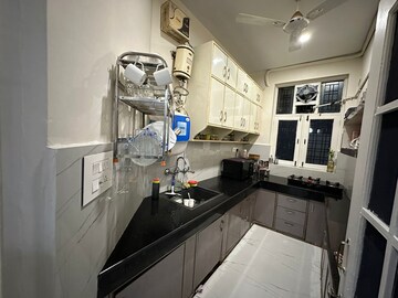 Kitchen in 2.5 BHK Builder Floor at Sector 24 – for Rent