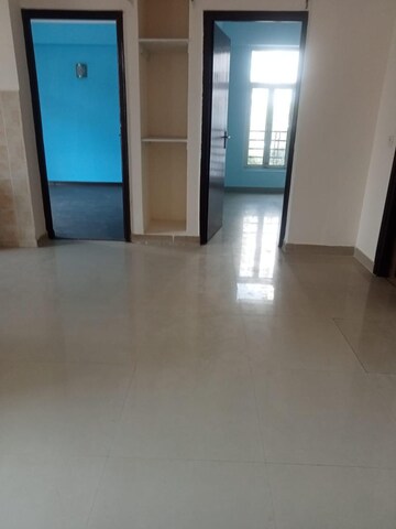 Room in 2 BHK Apartment at Gardenia Glory, Sector 46 – for Rent