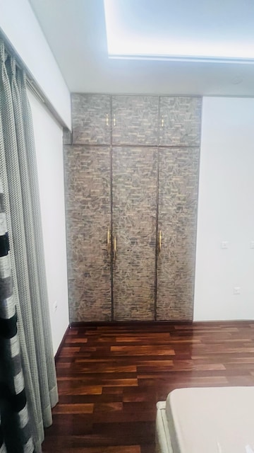 Bathroom in 3 BHK Apartment at Microtek Greenburg, Sector 86 – for Rent