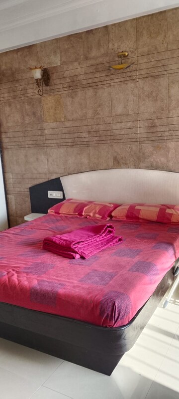 Bedroom in 2 BHK Apartment at Powai Cosmopolitan CHS, Powai – for Rent