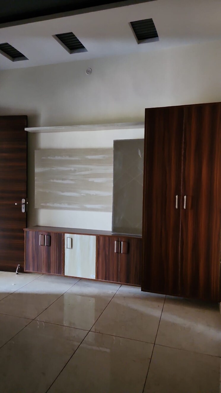 Room, amehra adipur 3 Bedroom 76 Sq.Yd. Independent House In Amehra Adipur Meerut 8315456