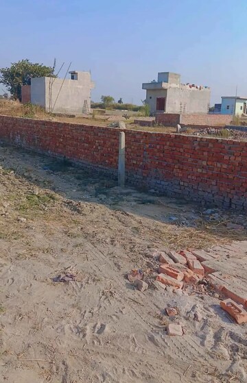 Plot For Sale in Bhopani Village