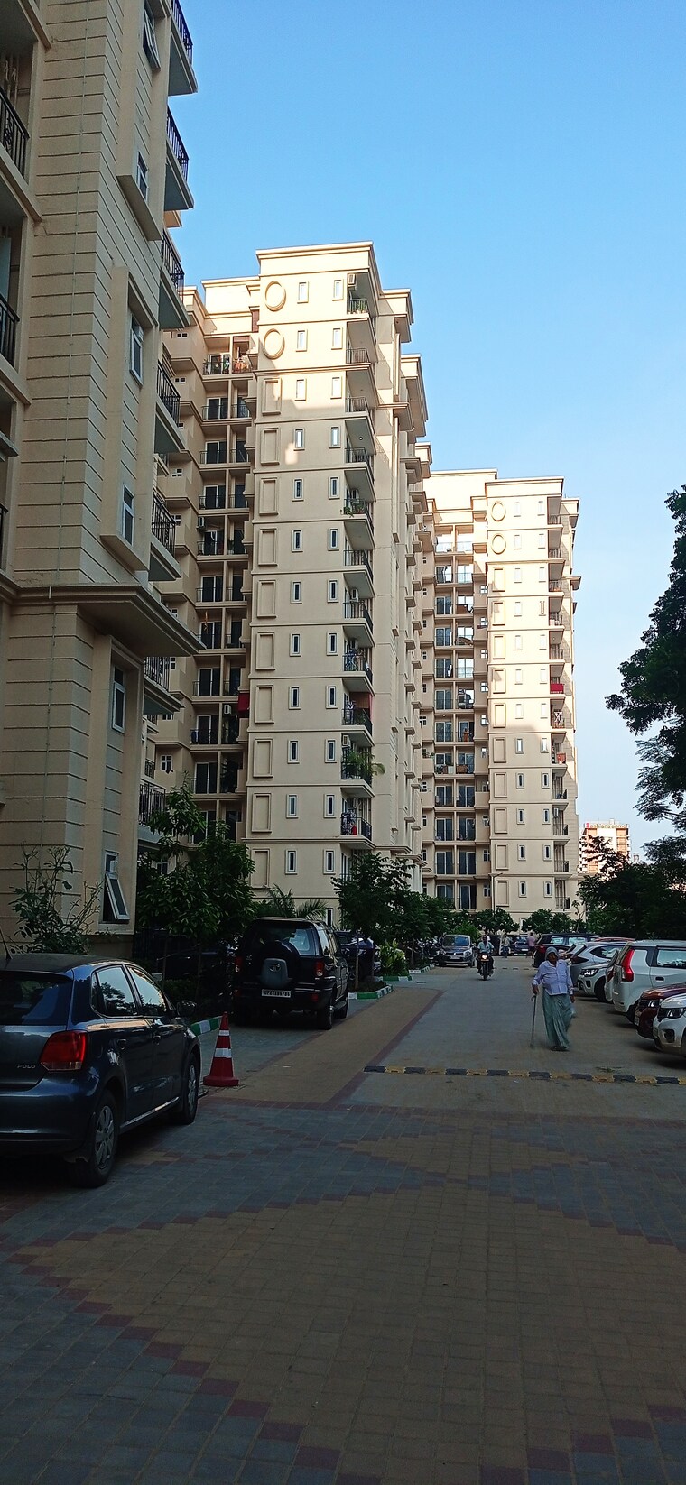 Exterior View, signature-the-serenas 2 Bedroom 724 Sq.Ft. Apartment In Sohna Sector 36 Gurgaon 8315536
