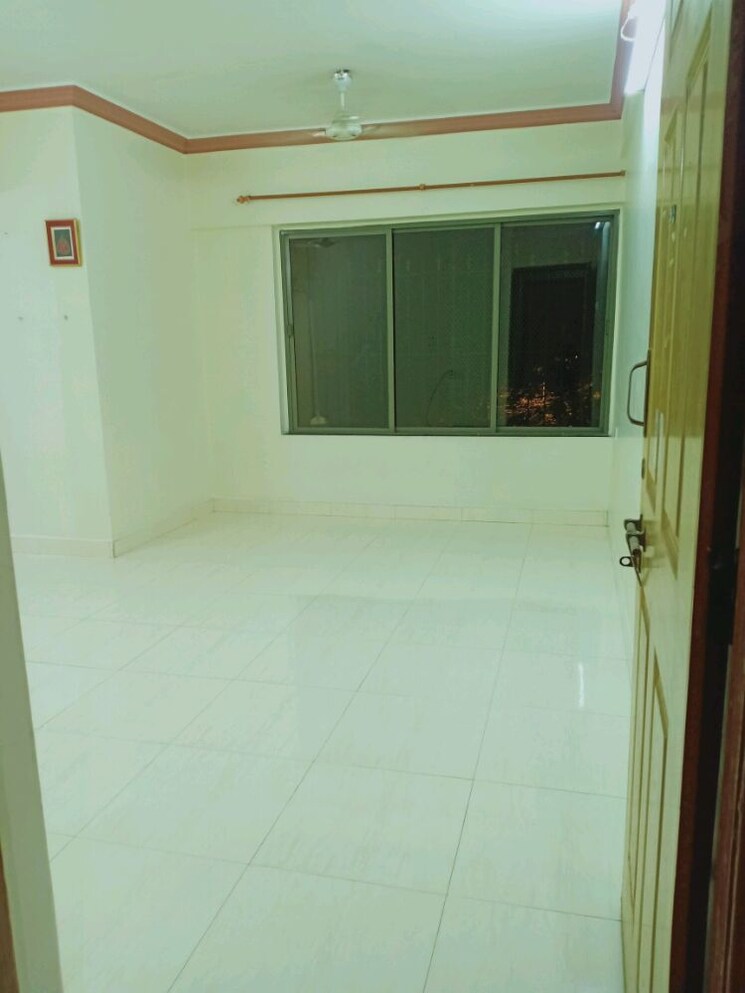 Room, brahmand-phase-8 2 Bedroom 555 Sq.Ft. Apartment In Brahmand Thane 8315586