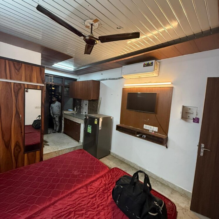 Bedroom, emaar-emerald-floors-premier 1 RK 230 Sq.Ft. Apartment In Sector 65 Gurgaon 8315783