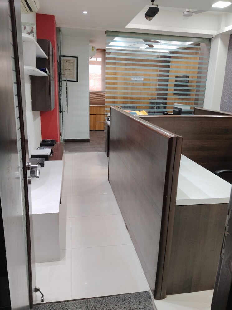 Floor Plan, netaji subhash place Commercial Office Space 541 Sq.Ft. In Netaji Subhash Place Delhi 8315781