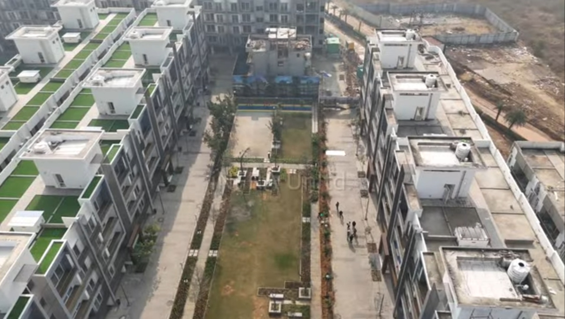 2.5 BHK + Extra Room 1120 Sq.Ft. Apartment in Smart World Gems