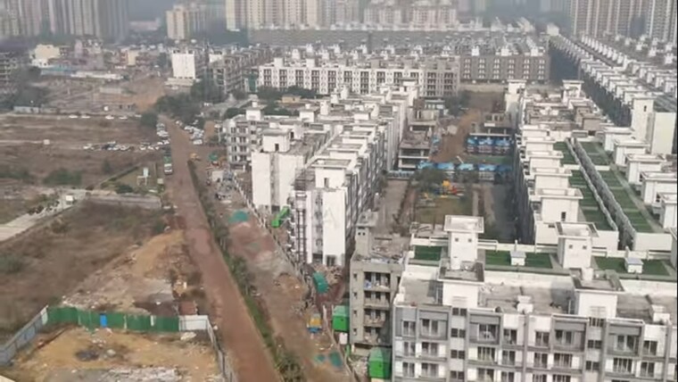 Master Plan, smart-world-gems 2.5 Bedroom 1120 Sq.Ft. Apartment In Sector 89 Gurgaon 8315912