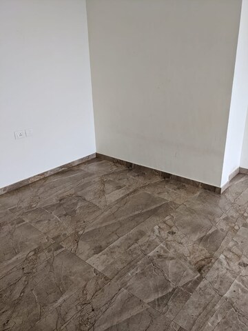 Room in 1 BHK Apartment at Deonar Apartments, Chembur – for Rent