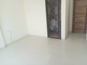 Room in 2 BHK Apartment at Kyraa Ariso Apartment, Chembur – for Rent