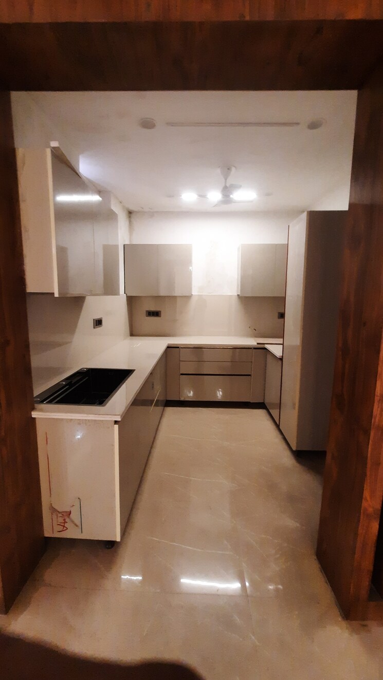 Kitchen, sector 43 3 Bedroom 2200 Sq.Ft. Builder Floor In Sector 43 Faridabad 8316042