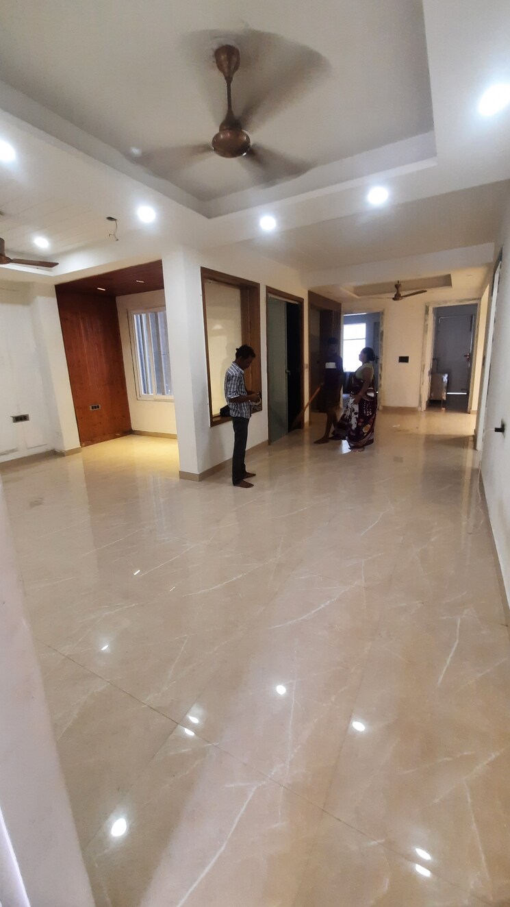 undefined, sector 43 3 Bedroom 2200 Sq.Ft. Builder Floor In Sector 43 Faridabad 8316042