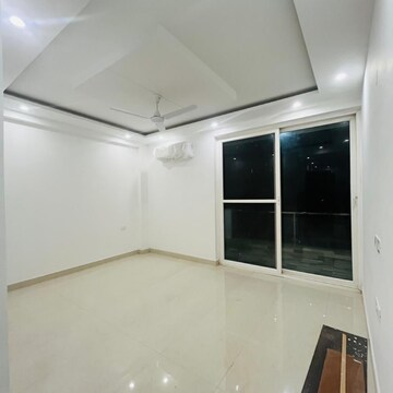 Kitchen in 3 BHK Builder Floor at Ansal Boom Plaza, Sector 57 – for Rent