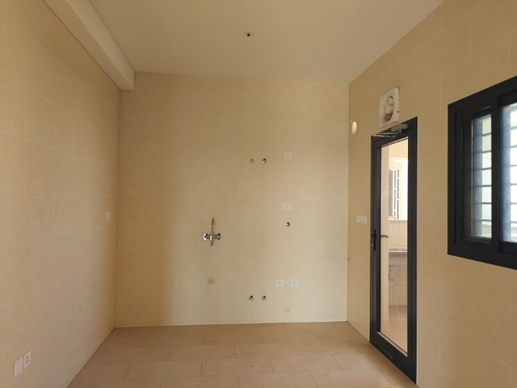 Kitchen, sobha-city-gurgaon 3 Bedroom 1710 Sq.Ft. Apartment In Sector 108 Gurgaon 8316120