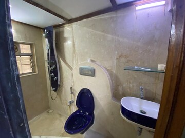 Master Bedroom in 2.5 BHK Apartment at Hubtown Hillcrest JVLR, Andheri East – for Rent
