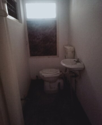 Bathroom in 2 BHK Villa at Aliganj – for Rent