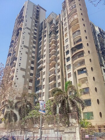 1 BHK Apartment For Rent in Romell Empress, Borivali West