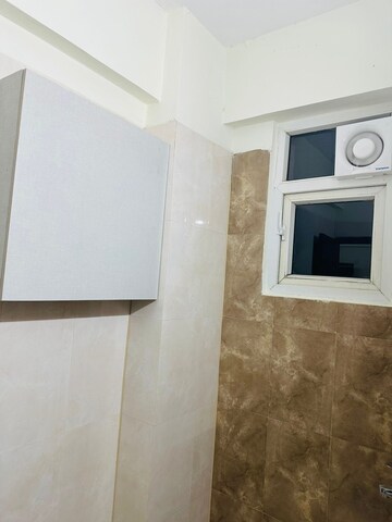 Room in 2 BHK Apartment at AC Tower, Sector 84 – for Sale