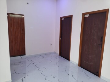 Room in 2 BHK Builder Floor at Guduvanchery – for Sale