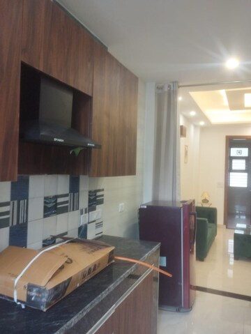 Living Room in 2 BHK Builder Floor at Sector 42 – for Rent