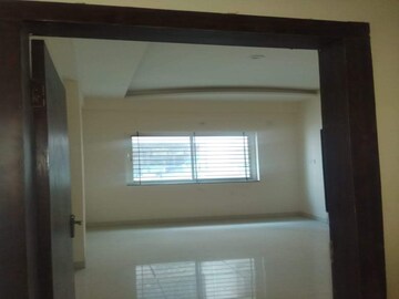 Room in 1 BHK Apartment at Mahesh Nagar CHS, Goregaon West – for Rent