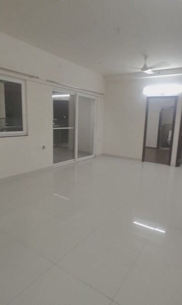 Room in 2 BHK Apartment at Godrej Rejuve, Mundhwa – for Rent