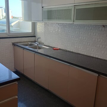 Kitchen in 4 BHK Builder Floor at Unitech Nirvana Country Cedar Crest, Sector 50 – for Rent