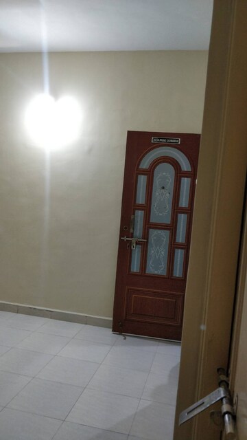 Room in 1 BHK Apartment at Karve Nagar – for Rent