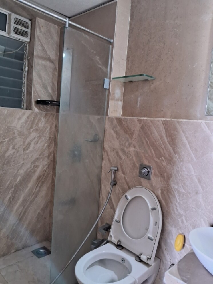 Bathroom, dosti-ambrosia 2 Bedroom 780 Sq.Ft. Apartment In Wadala East Mumbai 8316531