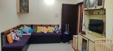 Living Room in 1 BHK Apartment at Jyoti Complex, Goregaon East – for Sale